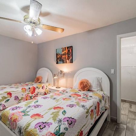 Town 'N' Country Cozy Corner, Your Florida Fun Hub Villa Tampa Exteriör bild