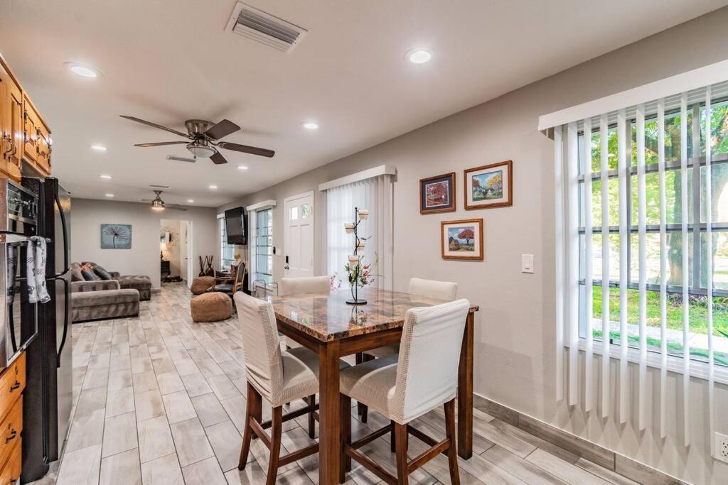 Town 'N' Country Cozy Corner, Your Florida Fun Hub Villa Tampa Exteriör bild