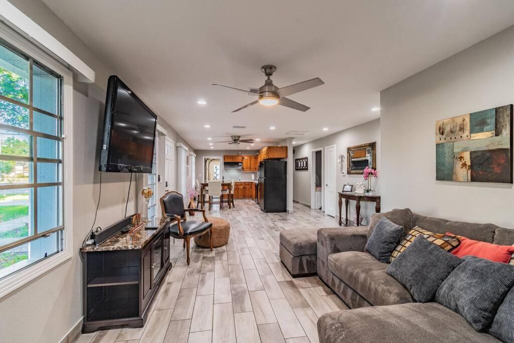 Town 'N' Country Cozy Corner, Your Florida Fun Hub Villa Tampa Exteriör bild